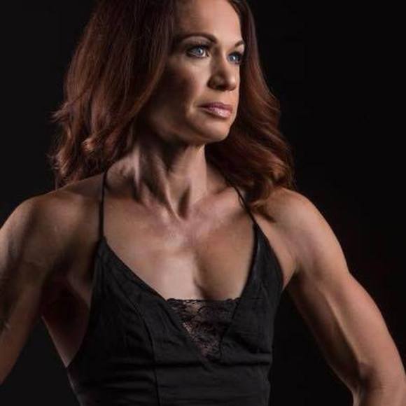 Meet your Posher, Christy - Picture 1 of 1